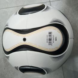 Balls de fútbol al por mayor 2022 Qatar World Authentic Size 5 Match Football Chapa Material Al Hilm y Al Rihla Jabulani Brazuca TeamGeist232