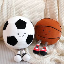 Soccer Doll Fun Basketball Football Plux Pillow Toy mignon bébé apaisant Creative Ball Toy 240509