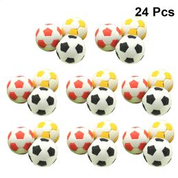 Voetbal gum Gummen Miniaturen Voetbal Ornamenten 24 Stuks Rubber voor Jongens Meisje Verjaardagsfeestje rubber 240124