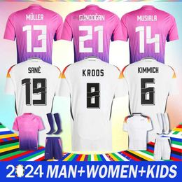 Jerseys de football 2024 New Germanys Soccer Jersey 2025 Deutschland Football Klinsmann Kroos 24 25 Shirts Player Fans Men Kids sets Kit Tops and Shorts 1990 Alemania
