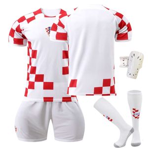 Jerseys de fútbol 2223 Croacia Home Grid 10 Modric Football Jersey set con calcetines originales