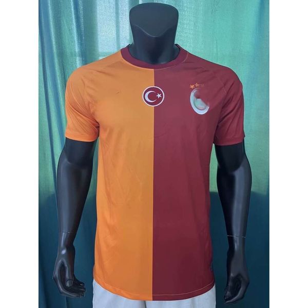 Maillots de football 23-24 Turkish Super League Galatasaray Kits défavorisés Icardi Galatasaray Home and Away Football Kits