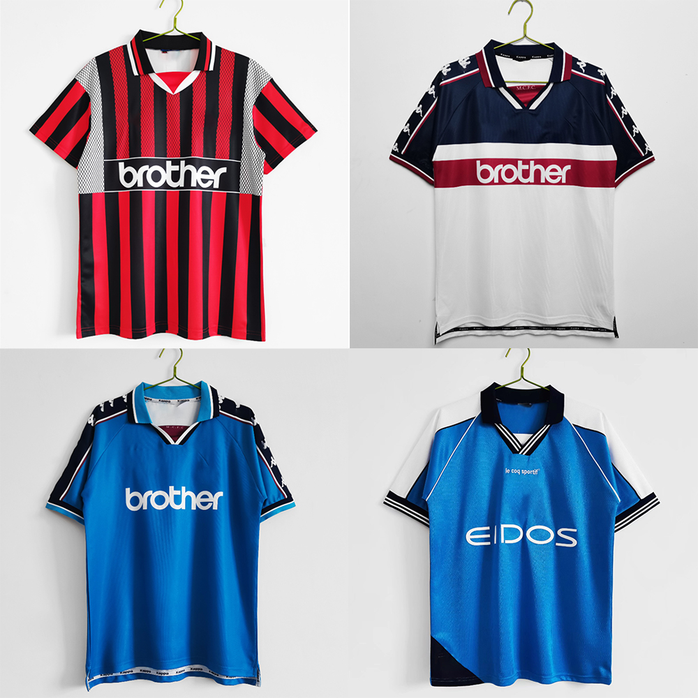 Futbol Formaları Man Citys Retro Jersey Vintage Forma Futbol Forması 1994 1996 1997 1998 Hatıra Futbol Gömlek Kısa kollu 2009 2001 Klasik T-Shirt