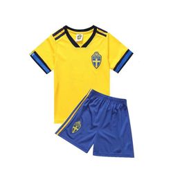 Soccer Men's Tracksuit 20-21B Suisse de football à domicile suédoise Set Performance Wear à la maternelle