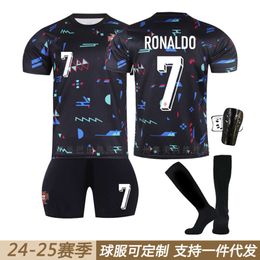 Fútbol Conjunta de seguros de rastreo Síbles para hombres 2425 Copa Kits de entrenamiento Portugal en kits de campo 7 C Ronaldo Kits 8 B Kits de fútbol para niños de tarifa
