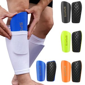 Soccer Guards Shin For Kids Youth Adults - Tampons de tibias et manches avec une poche d'insertion optimisée pour les filles garçons hommes femmes pour les matchs de football - équipement de football protecteur