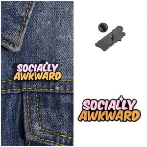 Broches esmaltados interactivos SOCIALLY AWKWARD, alfileres de animales para niños, placa de Metal Kawaii bonita para mujer, joyería de moda