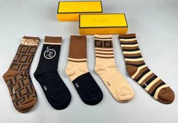 Sock Designer Heren Sokken Solid Color Socks Slippers Classic Hook enkel Breathabele luxe mode dames- en herensokken Hoge kwaliteit Letter Sokken Sokken met de doos.