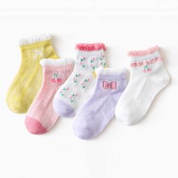 Socken 5 Paar/Charge Kinder Baumwolle niedlich Mode Website Frühling Sommer 1-3 5-8 12 Jahre alte Teenager Jungen und Mädchen Baby Bodensocken G220524