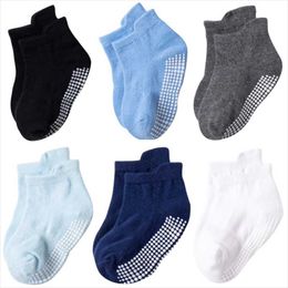 Sokken 6 paren/Lot Stripe Children's Anti-Slip Boat for Baby Boys Girls Kids Kort katoenmaat 0 tot 5 jaar