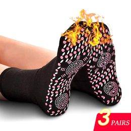 Chaussettes Bonneterie 3 paires hiver chaussettes de soins de santé auto-chauffantes femmes ski sport massage auto-chauffant homme demi-court thérapie magnétique chaussettes chaudes P230511