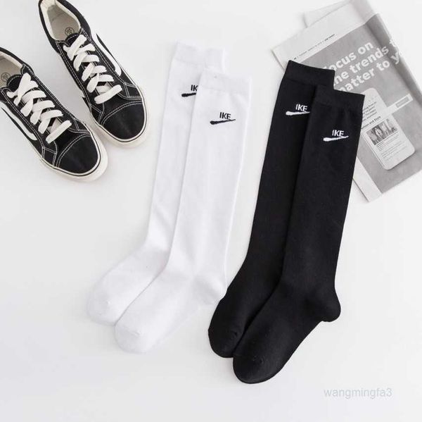 Chaussettes Bonneterie Version coréenne Ins Petit X Lettre NK Croix Crochet Veau En Plastique Tube Haut Chaussettes Enfants JK Grandes Jambes Longues Sont Minces Respirantes Et À La Mode Iftq