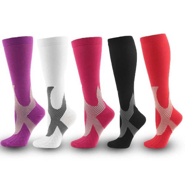 Chaussettes Hosiery Net Red Nylon Silk Compression Stockings Running Adulte Men and Womens Sports Choques d'escalade Mountain Basketball Ski Y240504
