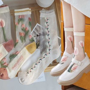 Chaussettes Bonneterie Ultra-mince cristal transparent chaussettes en soie mode féminine été harajuku équipage chaussettes rétro fleur streetwear élastique longues chaussettes P230516 agréable