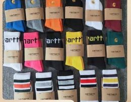 Sokken Heren Heren Sokken Handdoek en voor Dames 2023 Mode Amerikaans merk Carhart Nieuwe onderkant Unisex Gold Label Geborduurd Buitensporten Trendy 8pu5 8lis