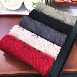 Bufanda de diseño suave para mujer bufandas de invierno de cachemira tamaño largo calentador masculino marrón negro caqui echarpe luxe bufandas de lujo casuales moda ga043