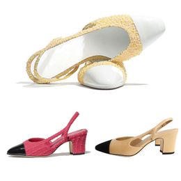 Chaussures à seme intérieure molle Designer Femmes Sandales de créateurs de style polyvalent pour femmes Sandles de chaussure pour femmes