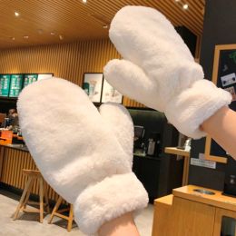 Мягкие плюшевые перчатки для девочек, уличные лыжные перчатки, утепленные пушистые варежки без пальцев, женские зимние однотонные теплые пушистые перчатки из искусственного меха