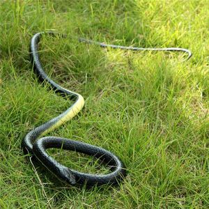 Zachte rubberen speelgoed 80cm Snake Safari Tuin Props Joke Prank Gift Nieuwigheid en Gag spelen Jokes speelgoed G220223