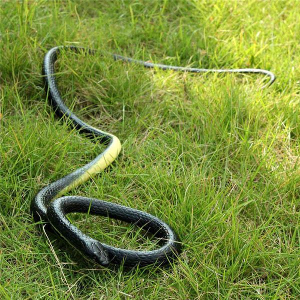 Juguete de goma suave 80 cm Serpiente Safari Garden Props Broma Broma Regalo Novedad y mordaza Jugar Bromas Juguetes G220223