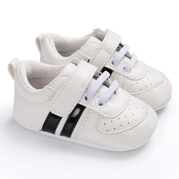 Sneakers sportifs nouveau-nés à semelle molle Baby Boys Chaussures Pu Leather Toddler First Walker Infant Anti-Slip Outdoor Sneaker Girls Chaussures