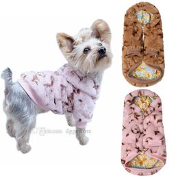 Vestes pour animaux de compagnie chaudes et douces Designers Vêtements pour chiens Vêtements pour chiens d'hiver Luxurys Sublimation Impression Animaux Sweat à capuche pour petits chiens Yorkshire P2682