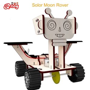 Énergie solaire Moon Rover Modèle Walking Moon Car Tige en bois Jouets Sciences éducatives Technologie Aides pédagogiques DIY Assembler STEAM 240307