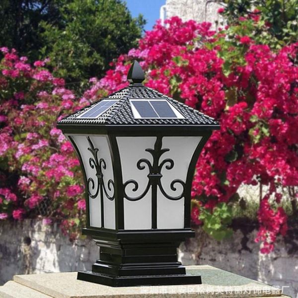 Solaire extérieur IP55 étanche lampadaire éclairage de jardin lampe de colonne externe étanche à la pluie terrasse Patio Villa mur LED Post Pilla lumières