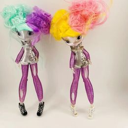 Soldado 2 3 piezas Una Poem Monster Dolls para niña DIY Regalo de cumpleaños 16 cm Novi Star Muñeca de pelo largo Juguete con ropa 231207