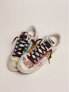 Zapatos sucios de tacón único, diseñador de lujo italiano Vintage hecho a mano, estampado de grafiti colorido, zapatillas de deporte Super-Star de cuero blanco-2