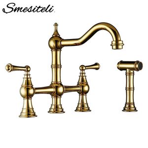 Massief Messing Keukengootsteen Mixer Tap Gold Bridge Kitchen Kraan met Side Spray Spuit en Metalen Hendel Handvat Sidepray 210719