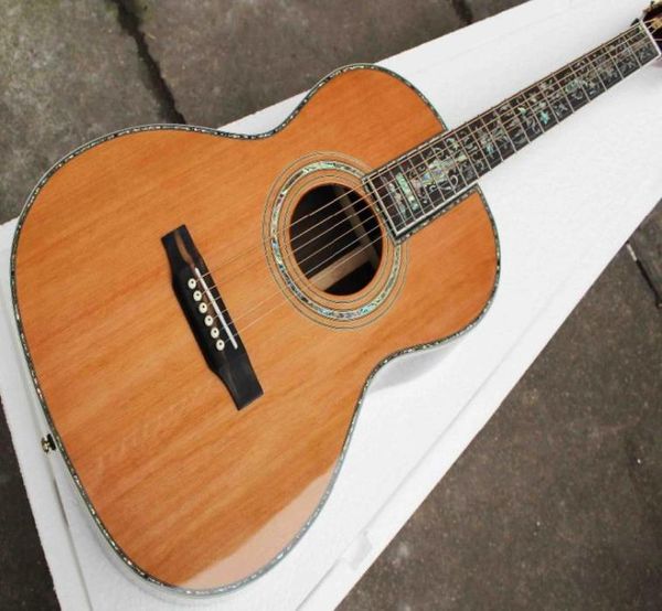 Cédar solide Top Abalone Inclay Ebony Forgard Guitar acoustique Deluxe avec pick-up Eq avec la poupée peut être un logo personnalisé1434652