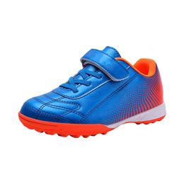 Chaussures solides en enfants Josu Grass Eams Boys and Girls Outdoor Running Sports Football Shoes Nail Boy Girl Sport Shoe