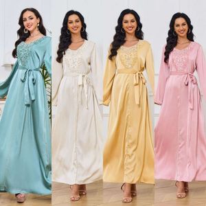 Couleur unie Wrap robes longues robes de dîner moyen-orient arabe vêtements musulman femmes Robe mode perles nouvelle Robe de Dubaï FZ031090