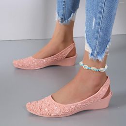 Vaste mode zomer sandalen dames kleur bloem plastic puntige helling hak