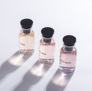 Parfum solide luxe par coffret cadeau Lady Body Mist 3 * 30 ml de santé de santé et une beauté de parfum durable