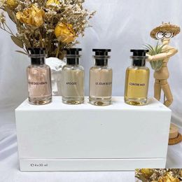 Ventas de perfumes sólidos Est Llegada Última venta al por mayor Alta calidad por juego 4X30 ml Rose Des Vents/Apogee/Contre Moi/Le Jour Se Leve Long L Dhv6V