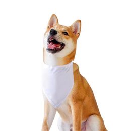 Vaste witte huisdier driehoek sjaalpolyester sublimatie spaties Diy Dog Bandanas huisdier warmteoverdracht slabbetjes kerchief accessoires voor honden puppy katten