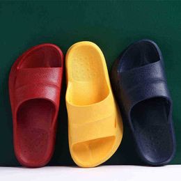 Solid Wholesale Color Men Home Slippers Outdoor Antislip Indoor Bath Soft Bottom Bathroom Sandals Women in Four Seasons Slides J220716 6 Room 58382 room 13344