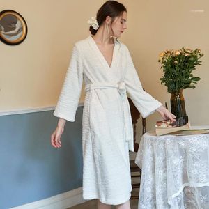 Solido Inverno Peluche Vestaglie Kimono Bianco Accappatoio Moda Accappatoio Abito A Casa Indumenti Da Notte Vestaglia Da Sposa Damigella D'onore H3891