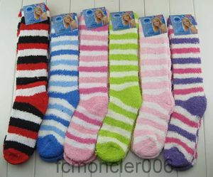 Solide hiver chaud Long genou salut rayé assorti épais doux confortable chaussettes floues 12 paires/lot livraison gratuite TIQE