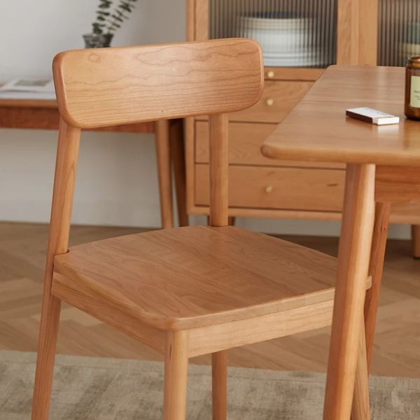 Sillas de madera sólida para la cocina sillas de comedor en el hogar en el norte de Europa, escritorios y sillas con silla de comedor de respaldo simple