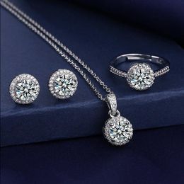Solitaire Lab Diamond Jewelry Set 925 Sterling Silver Party Mariage Boucles d'oreilles Collier pour femmes Bridal Moisanite Jewelry Hswih