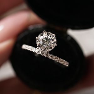 Solitaire Lab Diamond Ring 100% Real 925 sterling silver Party Wedding band Anneaux pour Femmes Hommes Promesse de Fiançailles Bijoux