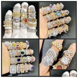 Solitaire Ring 24Pcs Lot Mix Ontwerpen Edelsteen Overdreven Micro Pave Zircon Crystal 18K Echt Vergulde Ringen Groothandelaar Drop Deliv Dhz3C