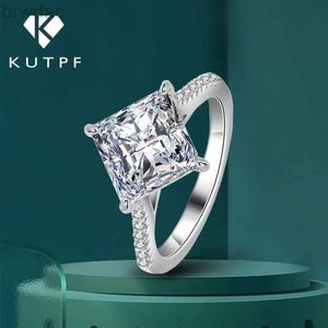 Solitaire Ring 3 CT MISSANITE SINGS DE LE LEVRIGNEMENTS POUR FEMMES PRIMÉE CUT SQUARE DIAMAND RINE 100% 925 Band de mariage en argent sterling D240419