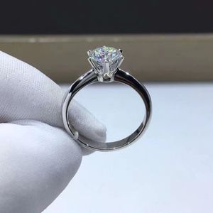 American Morsonite Womens Diamond Ring D Couleur Haute clarté 925 Silver plaquée simple bague de mariage Daily Fashion Ring 230426