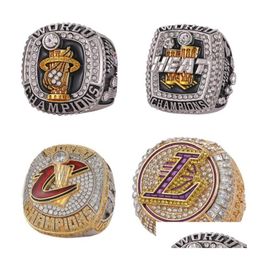 Solitaire Ring 4Pcs James Basketball Team Champions Championship Ring Set avec boîte en bois Souvenir Hommes Femmes Garçon Fan Brithday Cadeau 20 Dhmaj