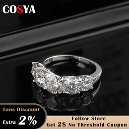 Solitaire Ring Cosya 3.6ct D Color Rings Moisanite pour les femmes 925 STERLING Silver 5 Stone Sparkling Diamond Mariage Band Fine Jewelry Giftl231220