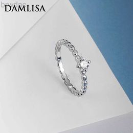 Solitaire ring Damlisa 4 mm 0,3ct Ronde Cut Moissanite Solitaire -ringen voor vrouwen VVS1 Hoge kwaliteit 100% S925 Sterling Silver Wedding Band Ring D240419